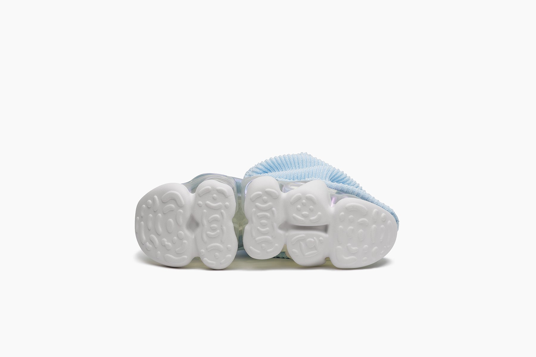 grounds SKYSCRAPER LOOSE SOCKS KNIT LIGHT BLUE / AURORA